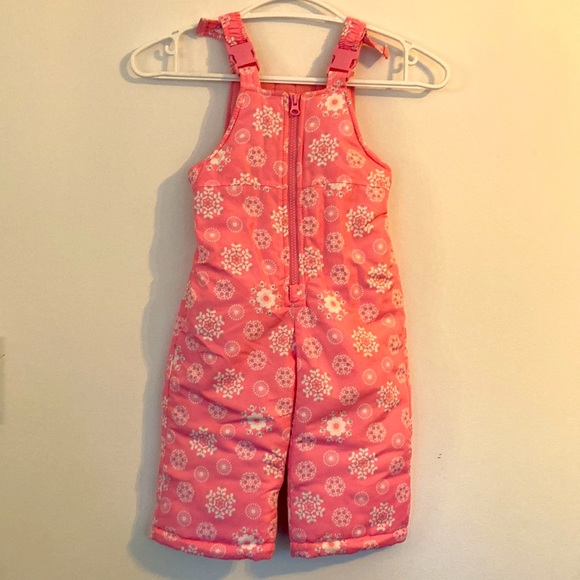 LIKE NEW Carters Snowsuit - Size 18M - Picture 6 of 8